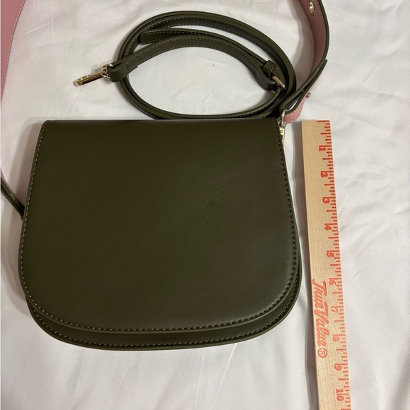 Ampere Olive Green & Blush Pink Saddle Crossbody Bag with Interchangeable Straps - Picture 2 of 7
